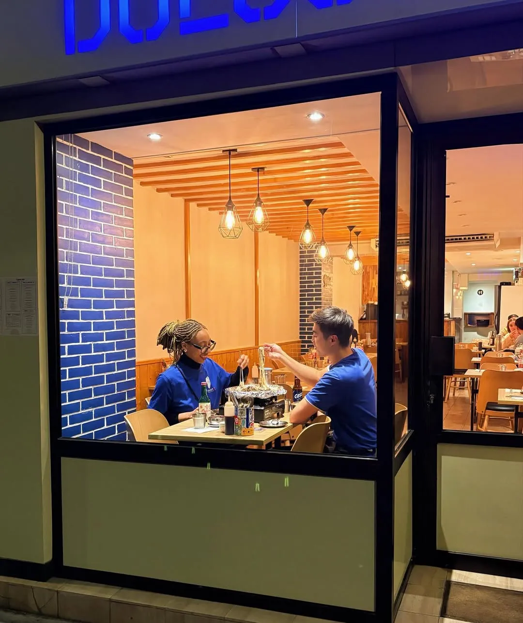 Dolsot Korean restaurant Paris 9e storefront