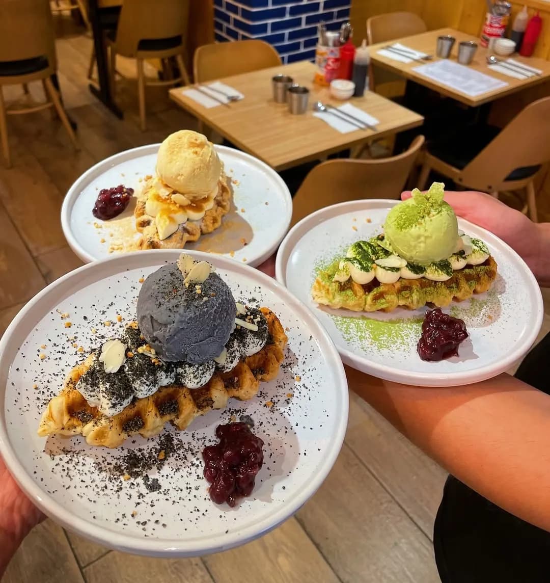 Korean waffles Croffle at Dolsot
